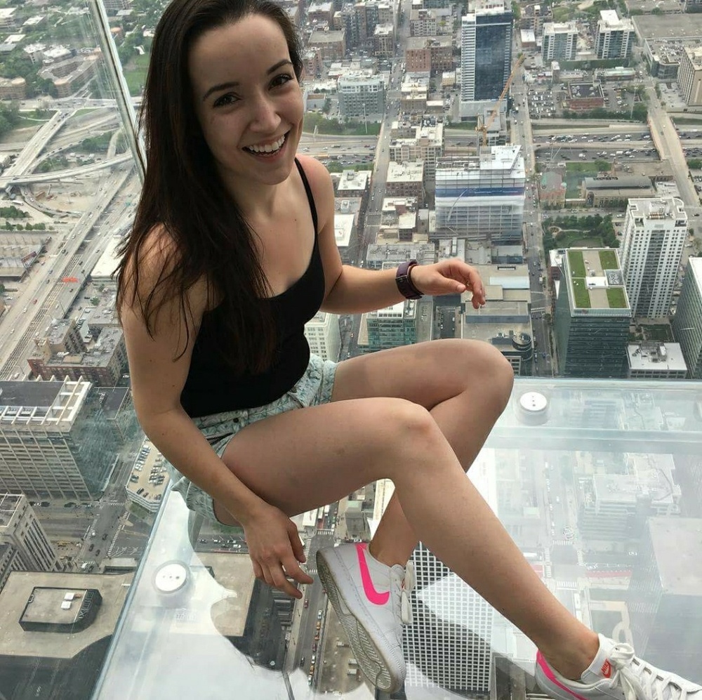 Meet your Posher, Julia